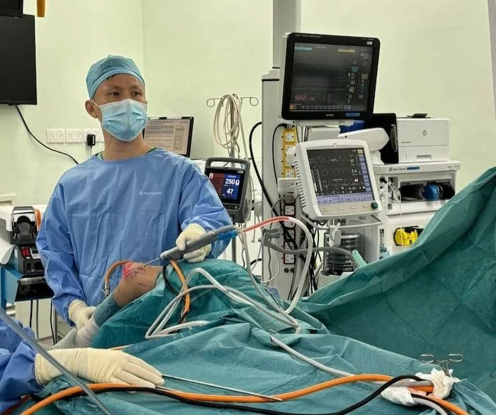 Dr Bryan Wang elbow endoscopic surgery